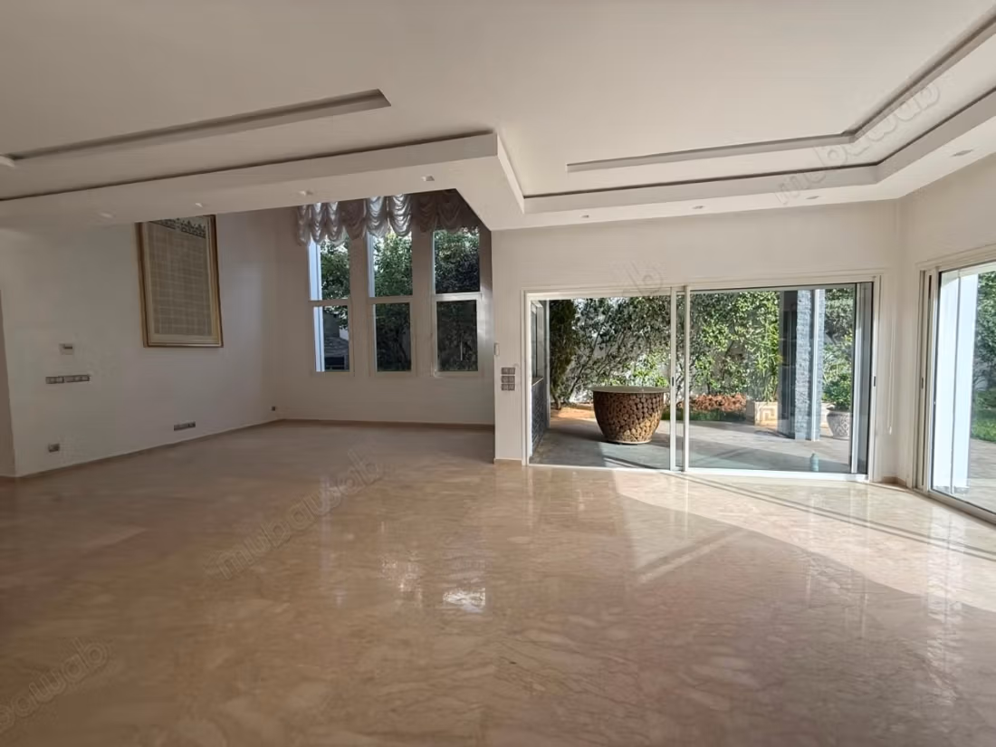Villa en alquiler a largo plazo – Manzeh Zaer