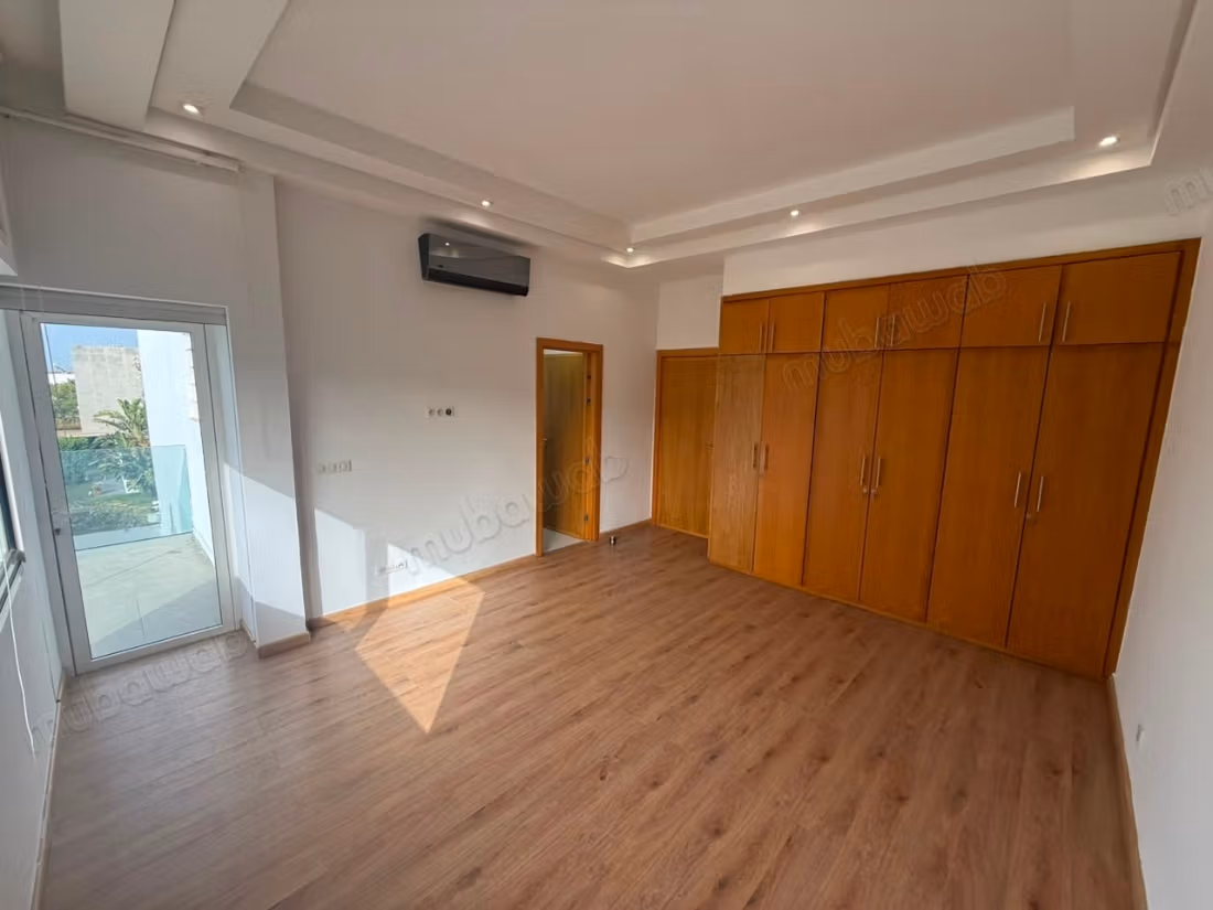 Villa en alquiler a largo plazo – Manzeh Zaer