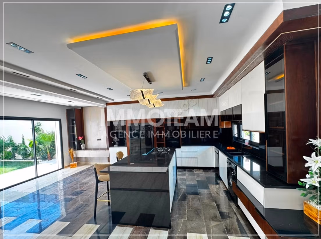 A vendre une villa S4 à Hammamet Sud
