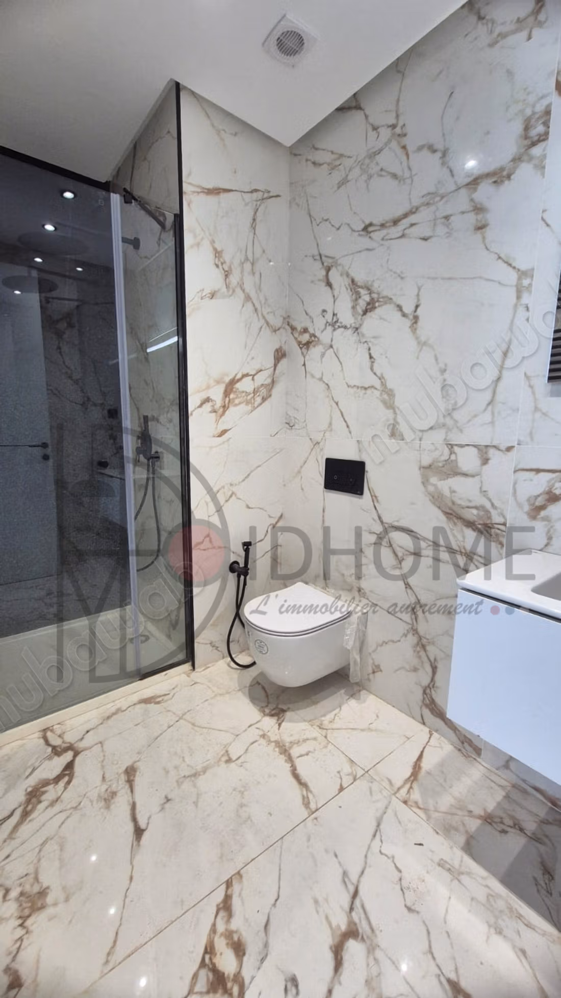 للايجار دوبلكس رائع S4 مع piscina وحديقة