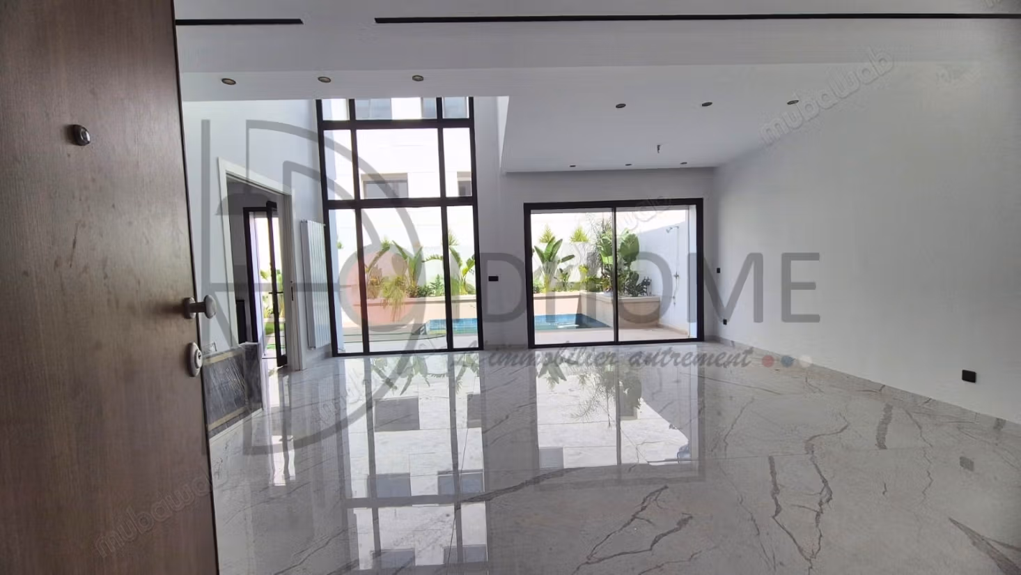 للايجار دوبلكس رائع S4 مع piscina وحديقة
