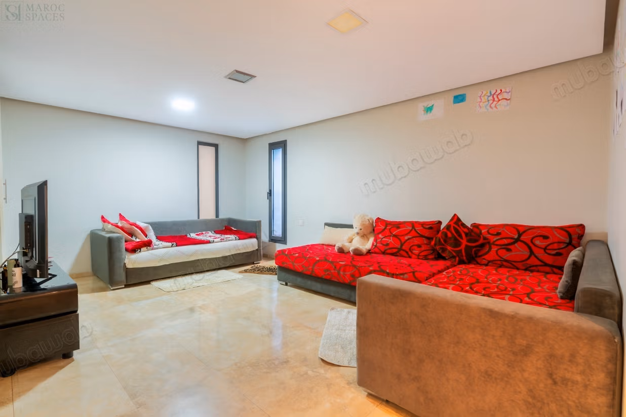 EXCLUSIVIDAD – Villa Contemporánea de Prestigio