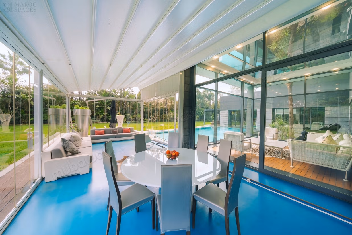 EXCLUSIVIDAD – Villa Contemporánea de Prestigio