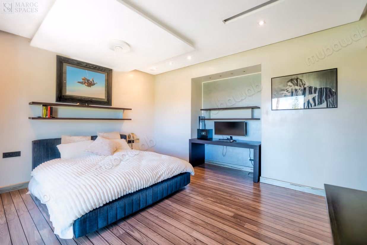 EXCLUSIVIDAD – Villa Contemporánea de Prestigio