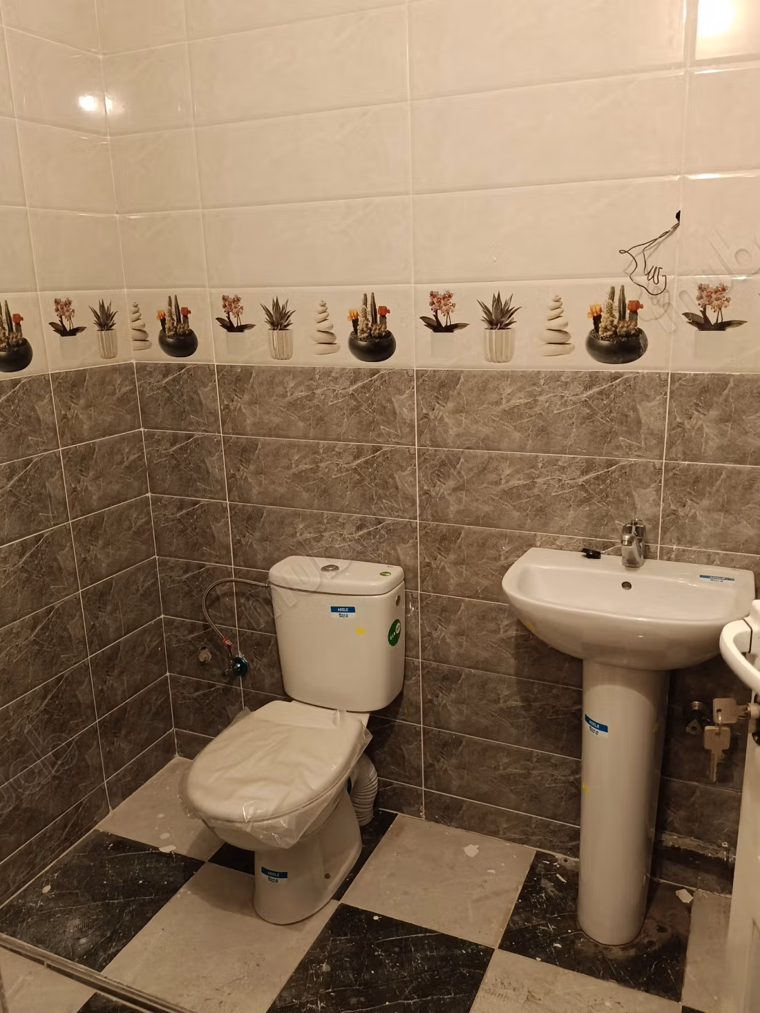 Vente d'un appartement à Larache. 4 pièces magnifiques. Balcon et ascenseur