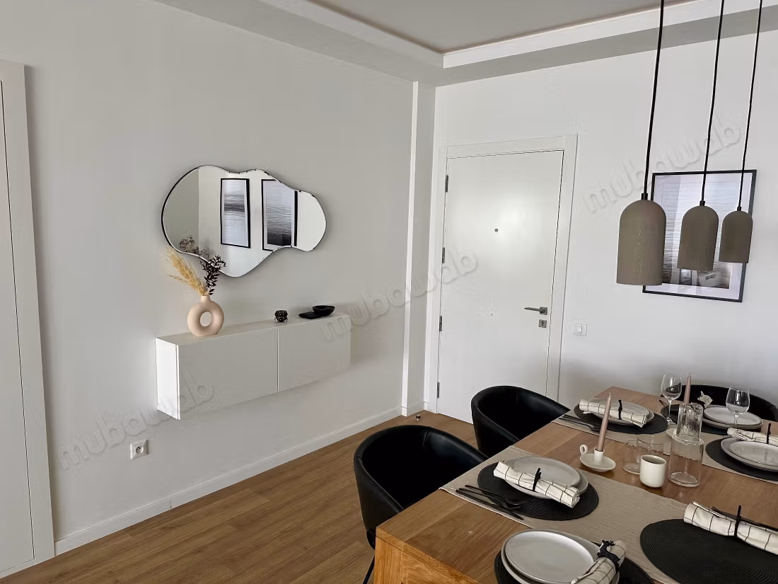 Appartamento in stile scandinavo, tripla esposizione