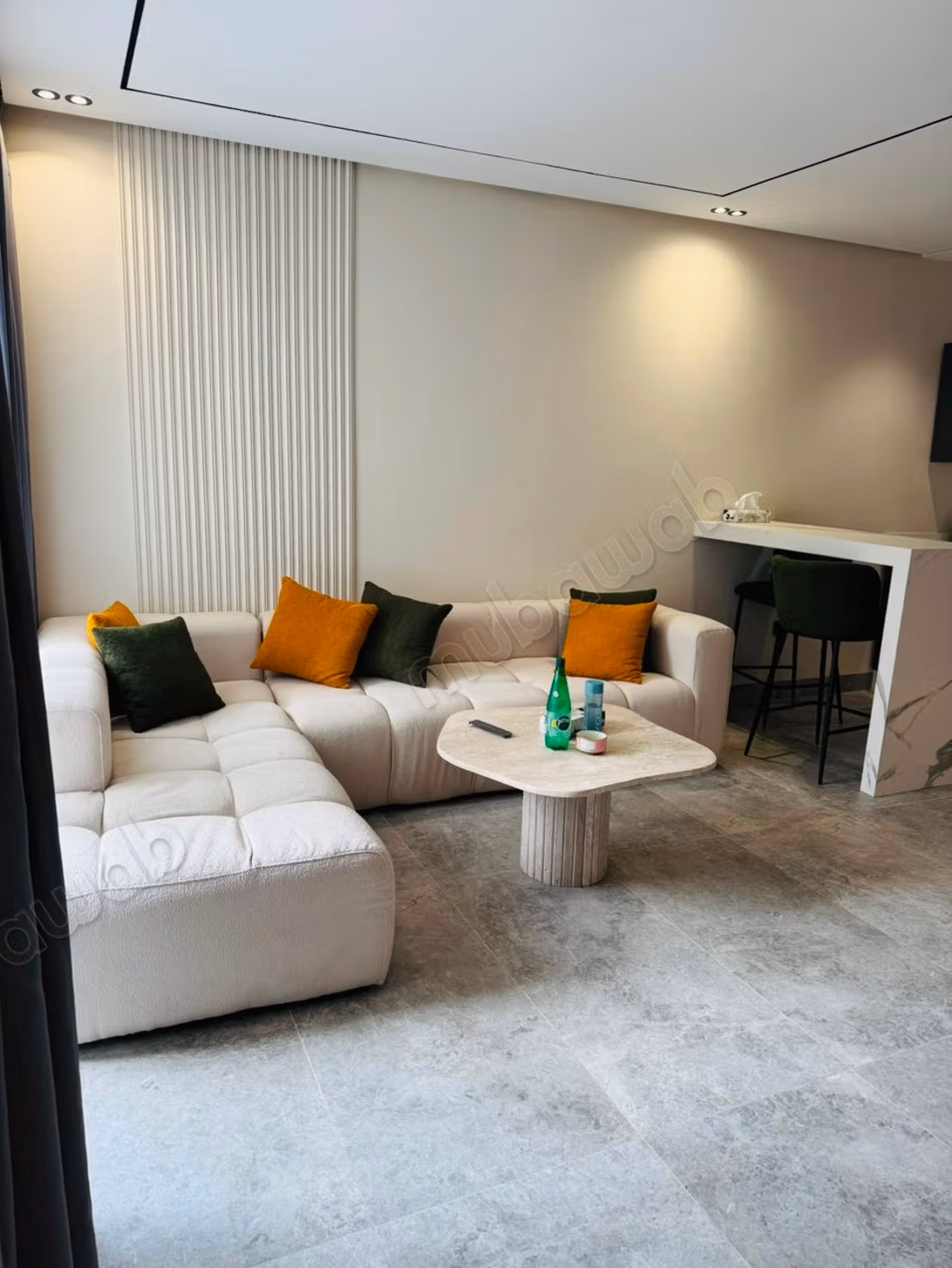 Studio meublé moderne à louer – Beauséjour
