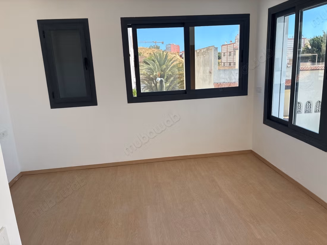 Villa de luxe à vendre à Moujahidine