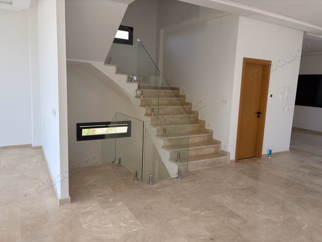 Villa de luxe à vendre à Moujahidine