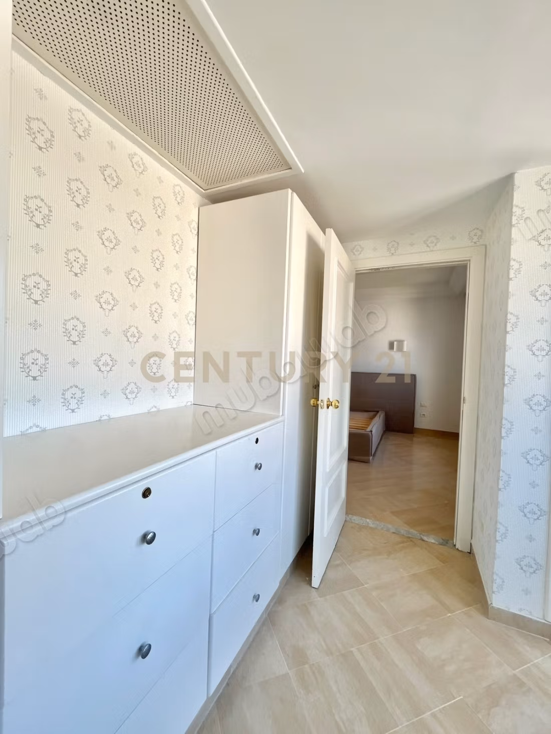 For rent: Apartment S3