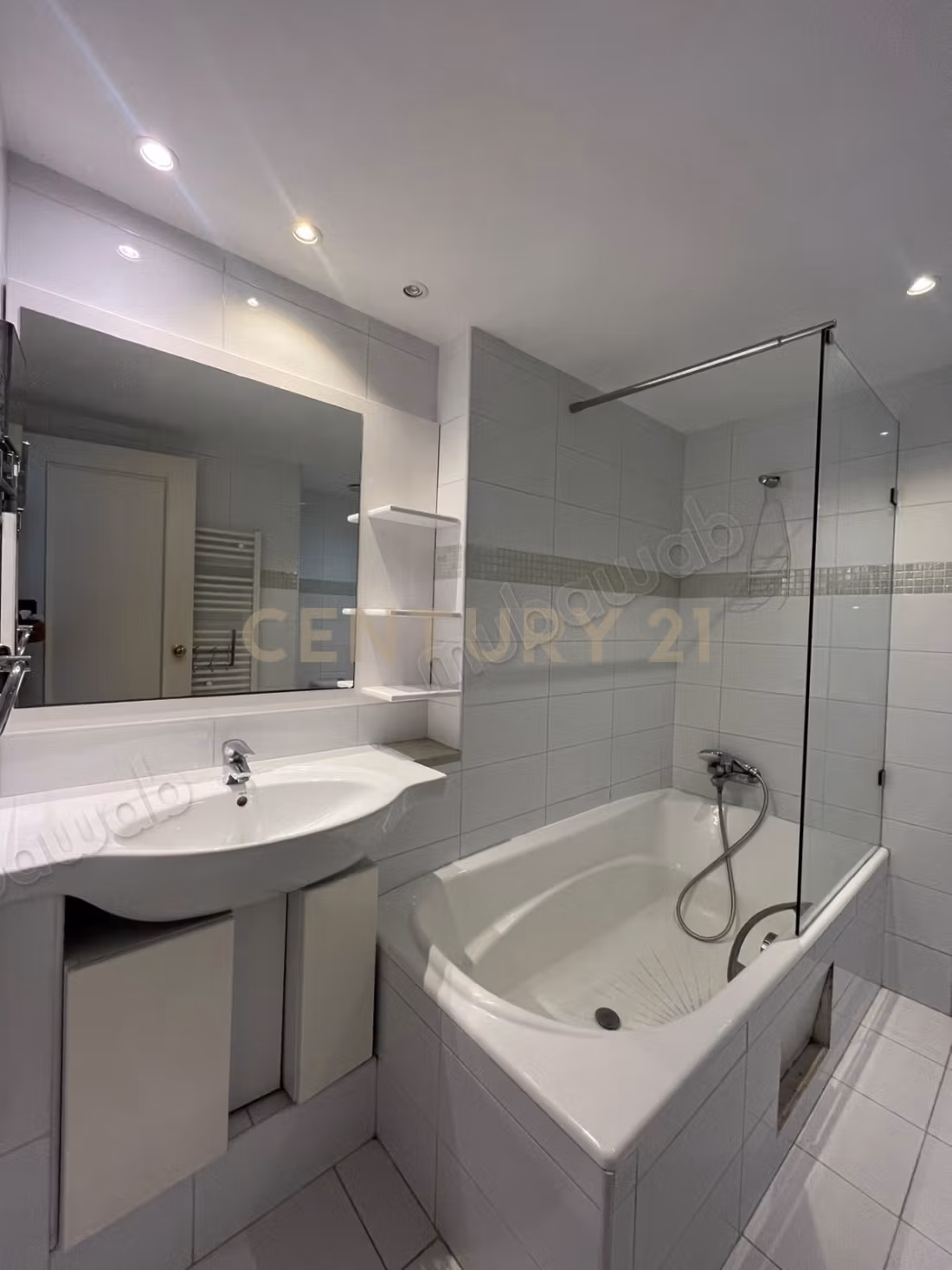 For rent: Apartment S3