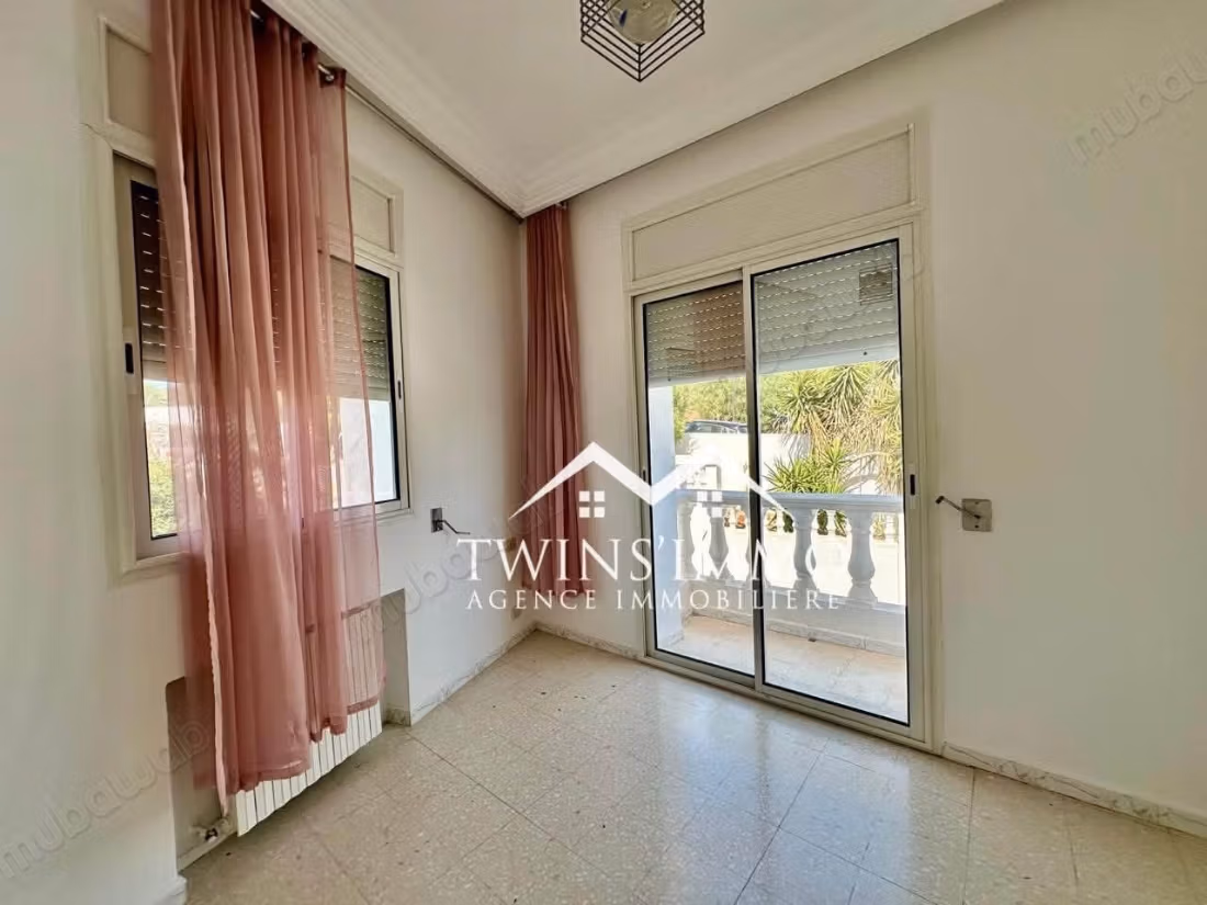 Villa S3 avec piscine à Sidi Bou Saïd