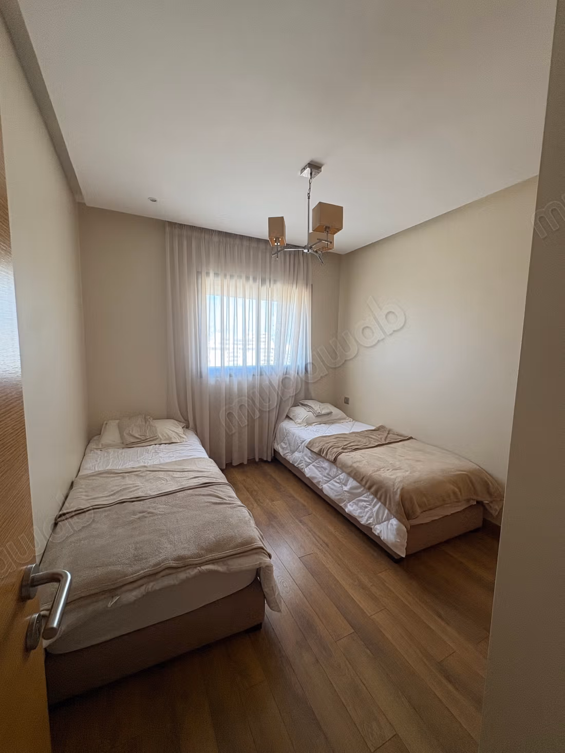 Superb apartment for rent in Riyadh. 3 rooms. Security door and central heating