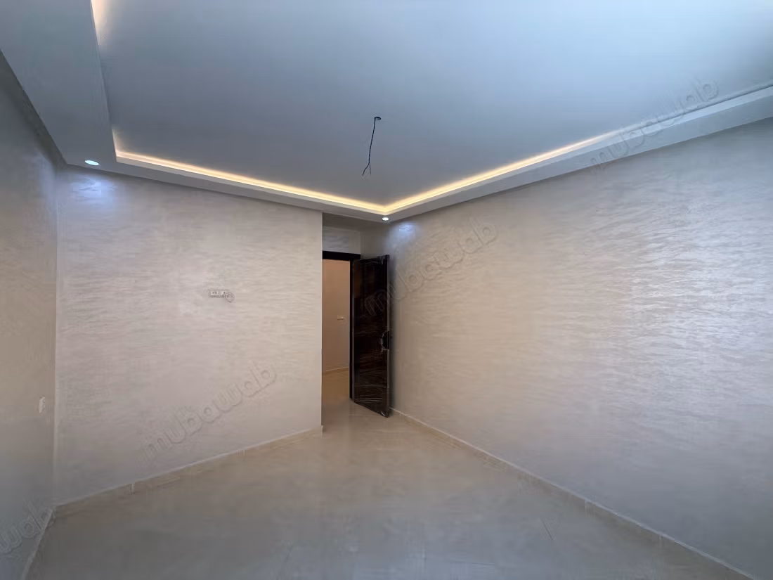 Appartement à 51 millions avec soutien uniquement.
