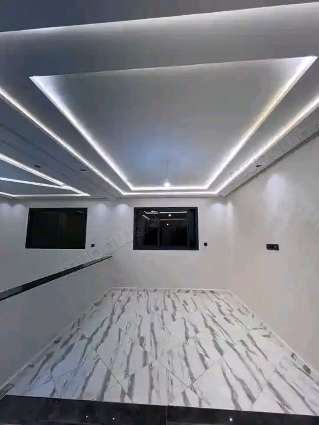 Bel appartement à vendre à Azrou. 3 belles chambres. Salon marocain traditionnel, résidence sécurisée
