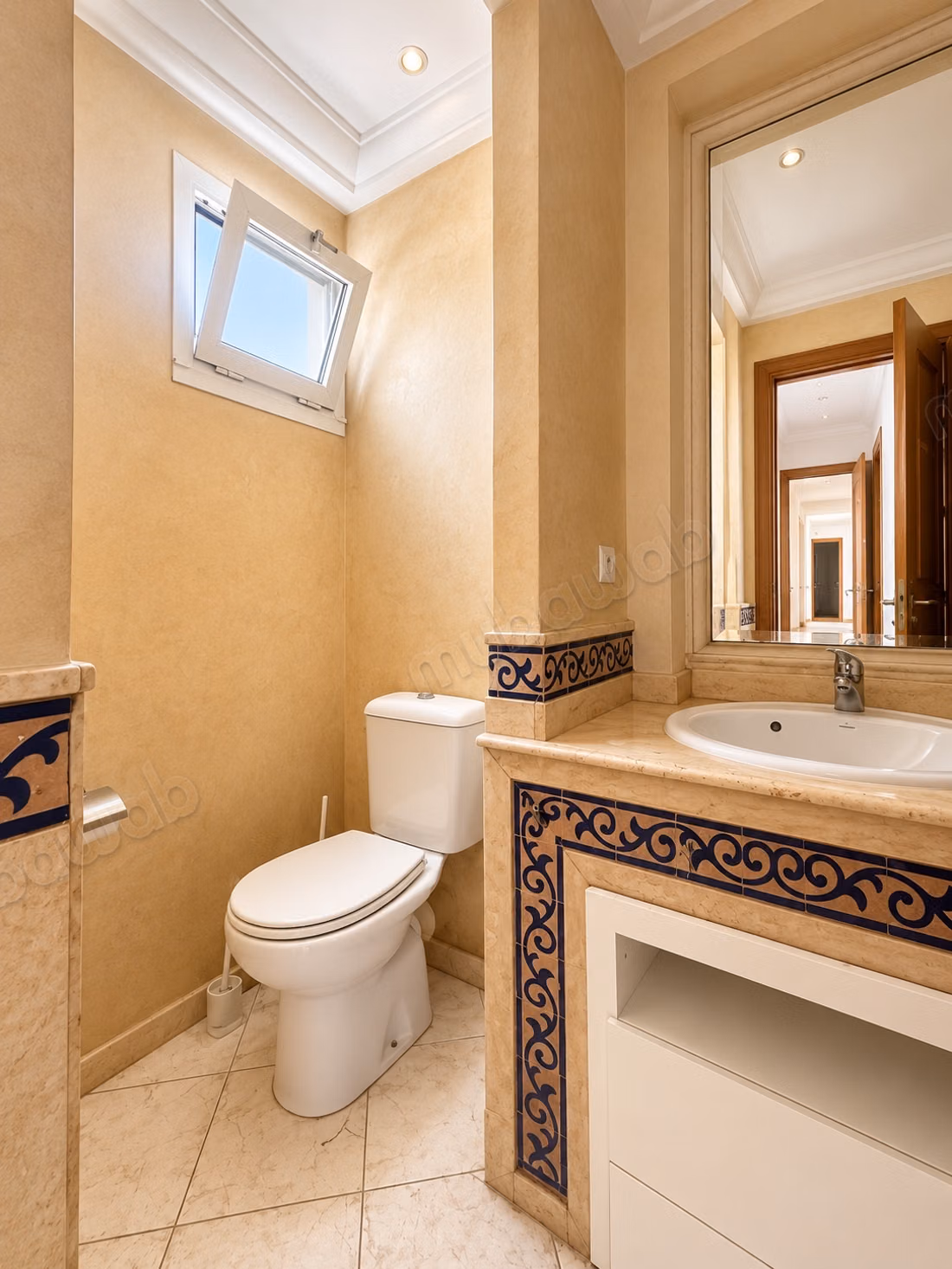 Appartement 160 m² avec terrasse à louer