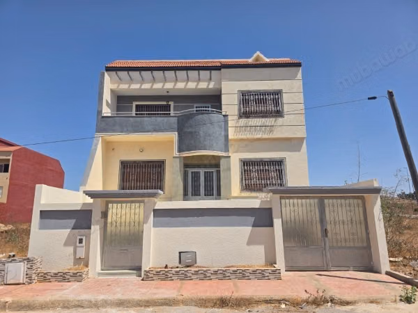 Villa te Koop in Benslimane