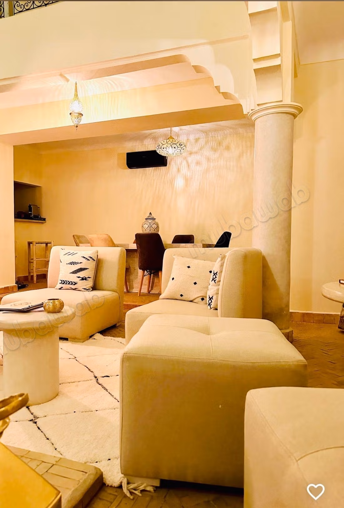 Riad titré de 130 m2 au sol Riad zitoune