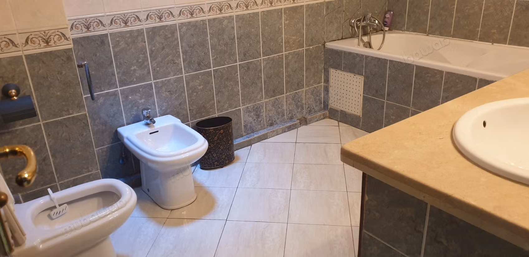 Grand appartement sans vis a vis