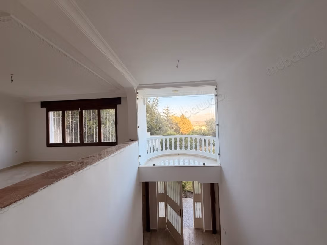 Belle Villa à louer JBEL KBIR 
TANGER