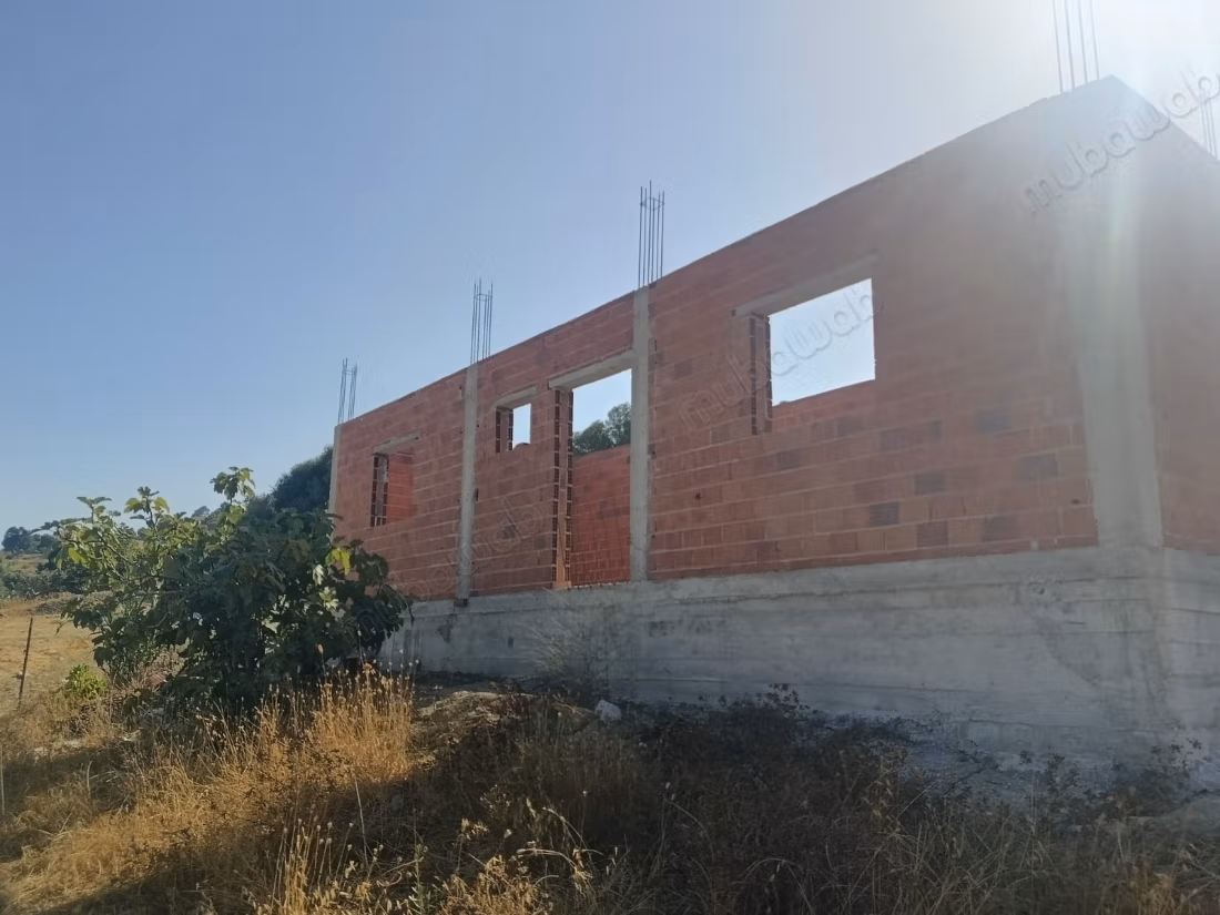 Registered agricultural land of 509 meters with licensed and legal house