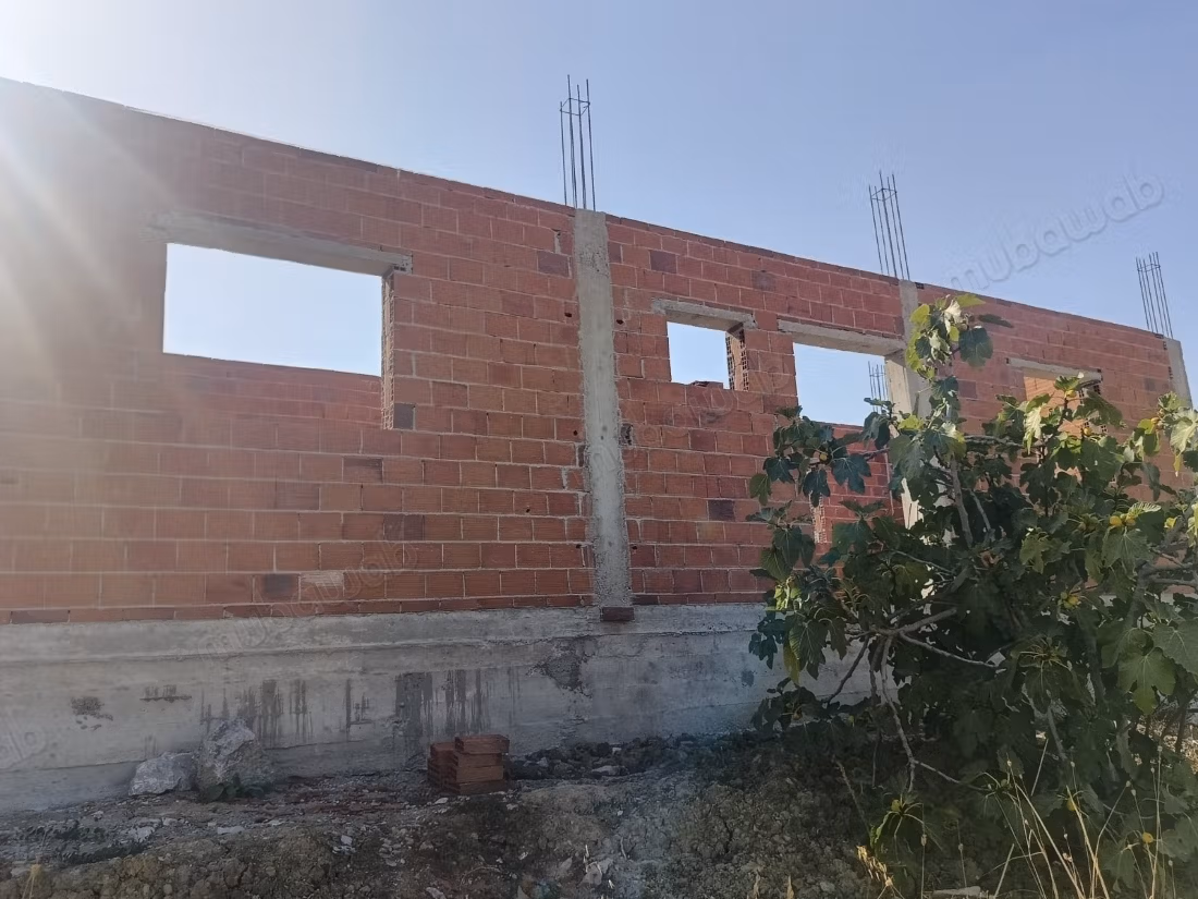 Registered agricultural land of 509 meters with licensed and legal house
