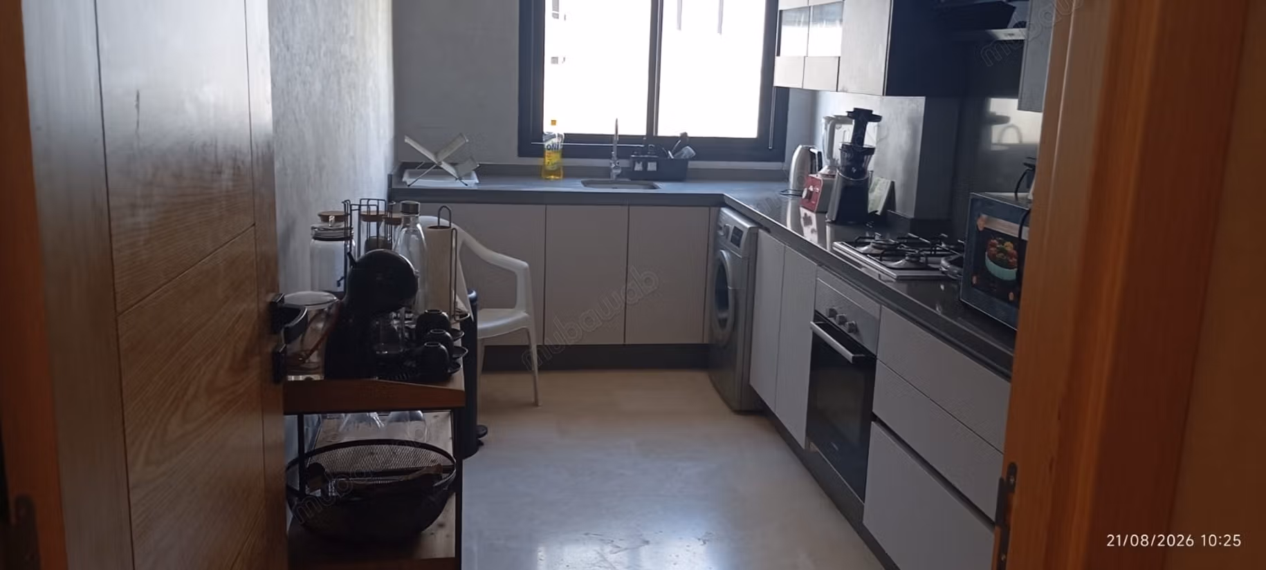 Louez cet appartement à Ryad. 
3 pièces. 
Bien meublé