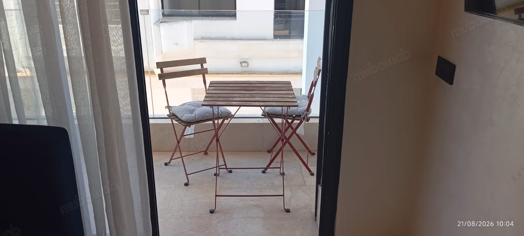Louez cet appartement à Ryad. 
3 pièces. 
Bien meublé