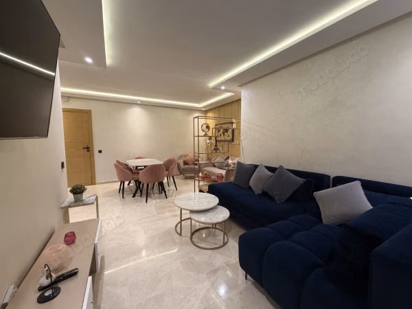 Rent this apartment in Ryad. 3 rooms. Well furnished