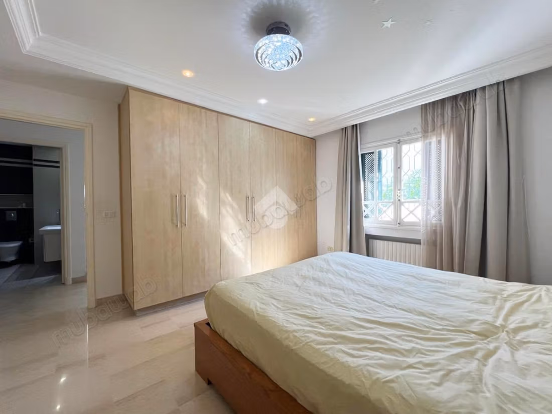 Triplex for rent