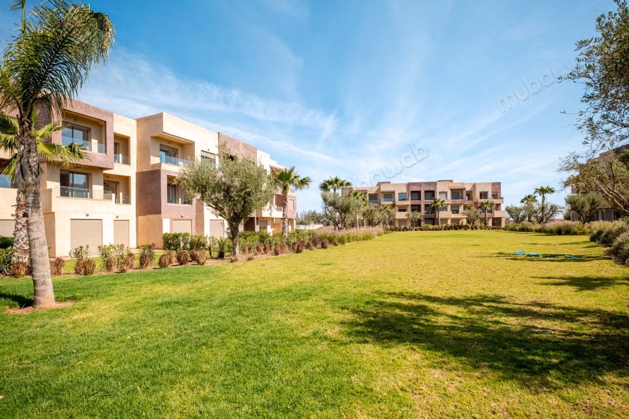 Appartement neuf de 3 chambres avec jardin