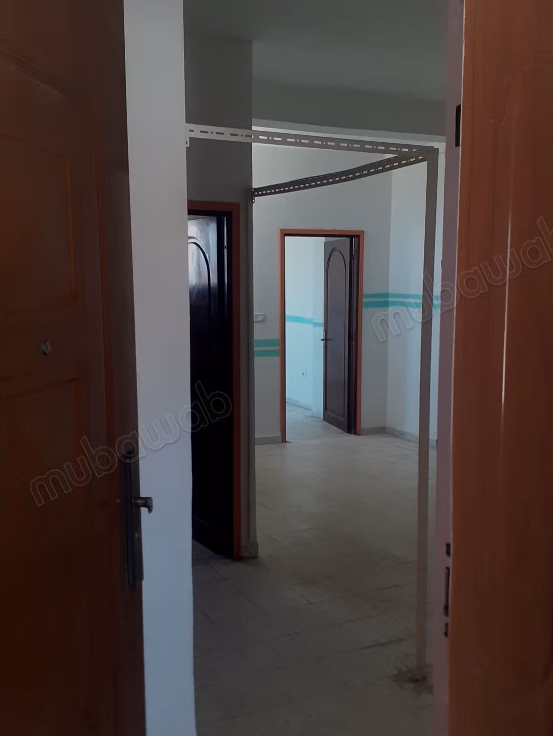 Très belle maison en vente à Jaafar.
Surface de 225 m².
Four encastré