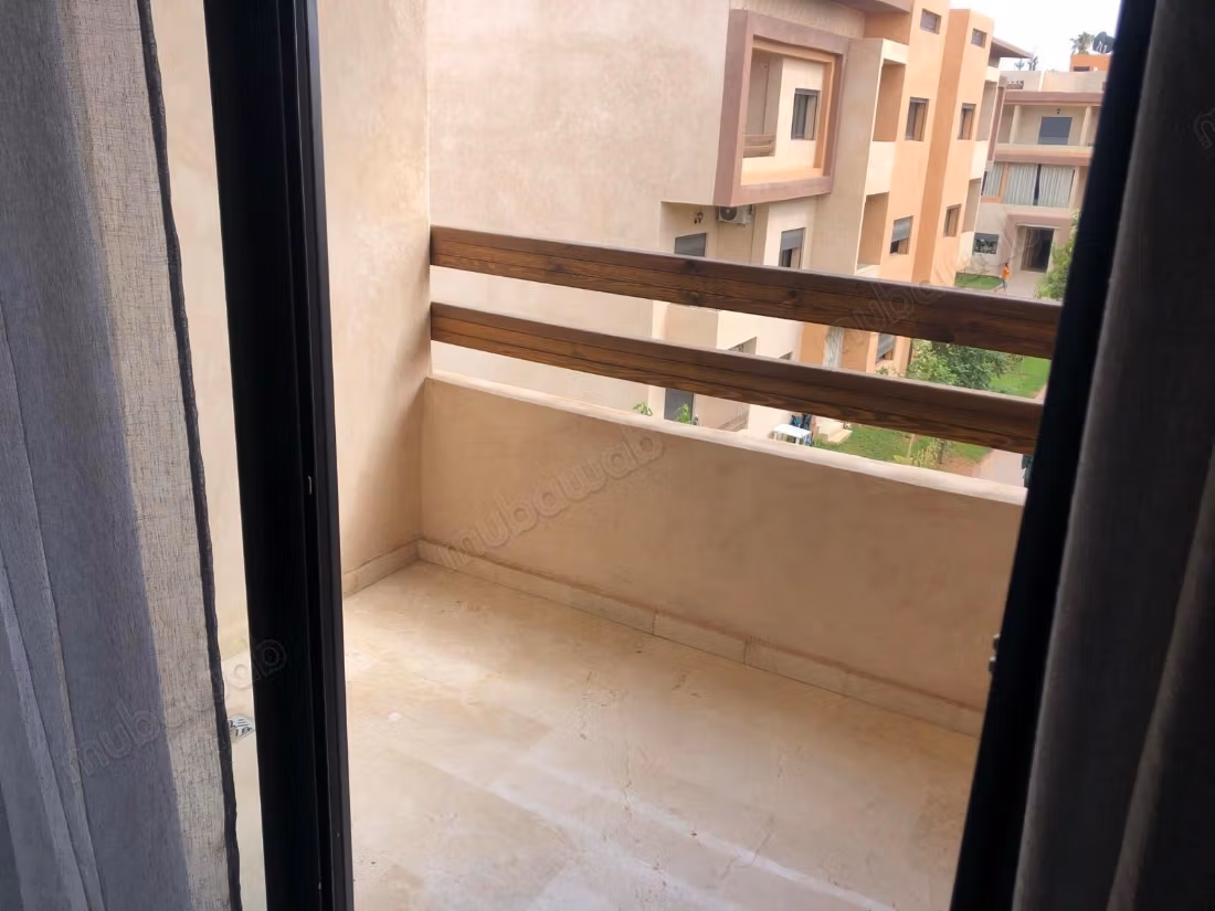 Bel appartement en location à Hay Targa. 
2 chambres
