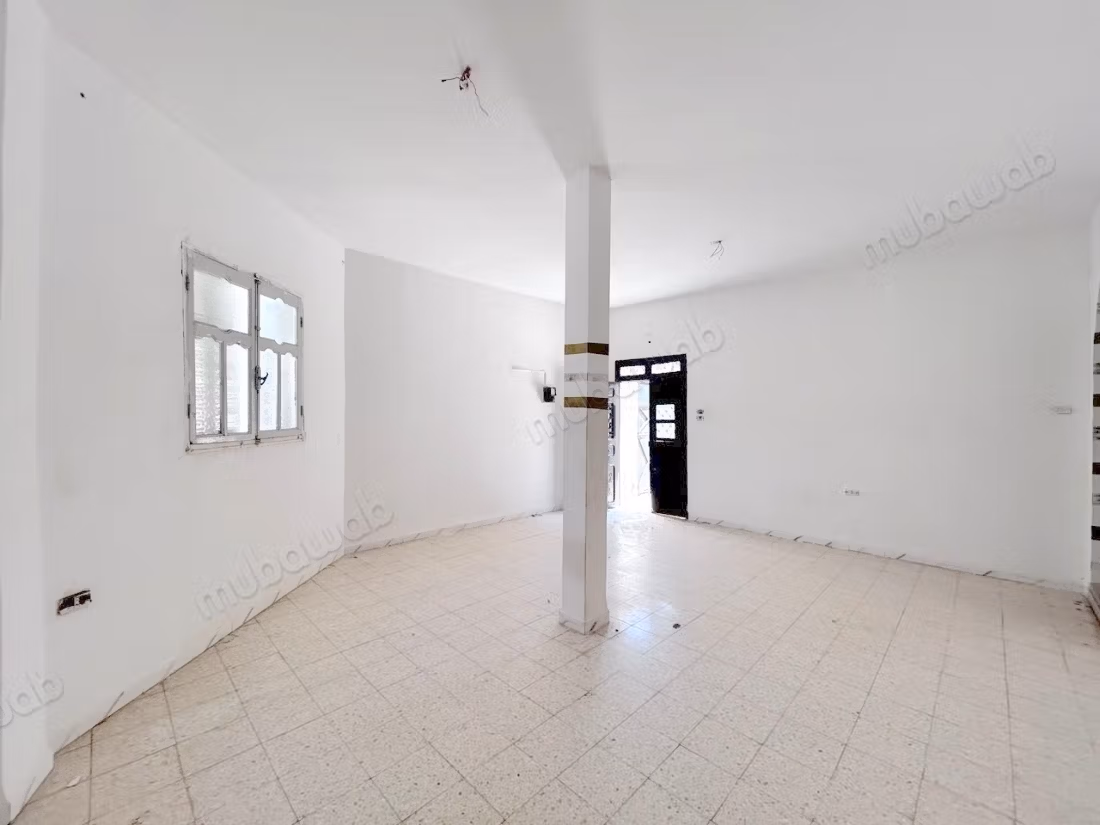 Casa d'angolo S3 da ristrutturare