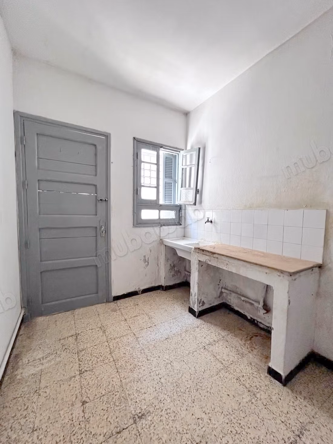 Casa d'angolo S3 da ristrutturare