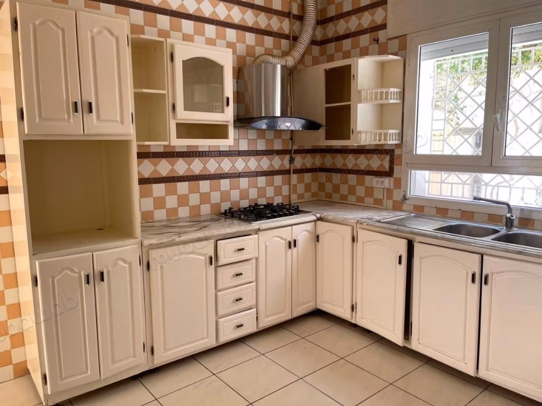 Location d'une villa avec piscine à la Marsa