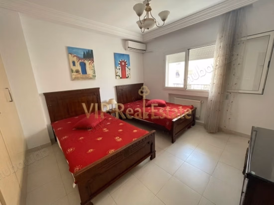 A vendre s3 à El Aouina Cité Wahat