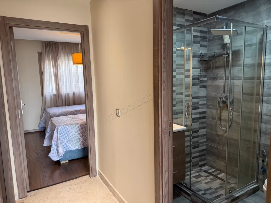 Appartement meublé dernier étage au parc