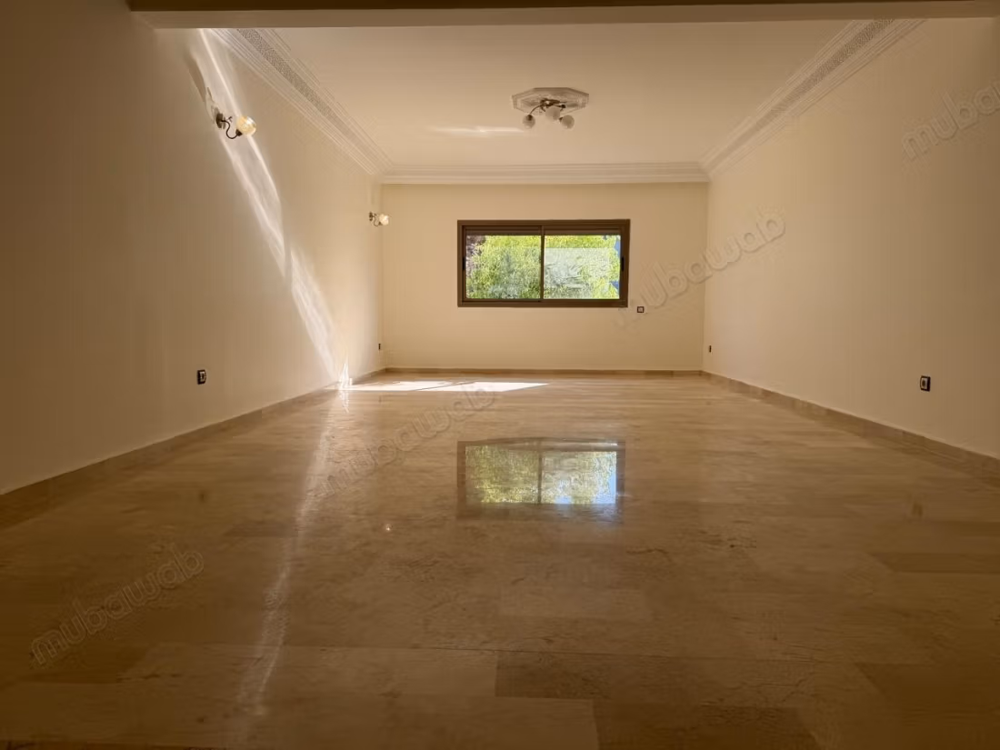 Appartement vide situé a wafa