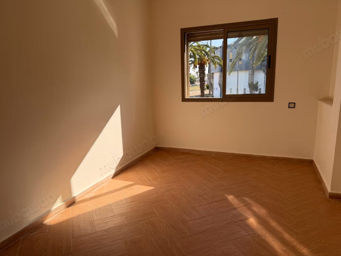 Appartement vide situé a wafa