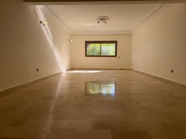 Appartement vide situé a wafa