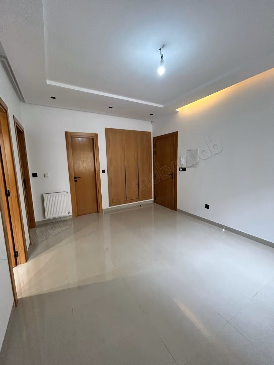  À Vendre – S1,2ᵉ main, La Nouvelle Soukra  La Nouvelle Soukra