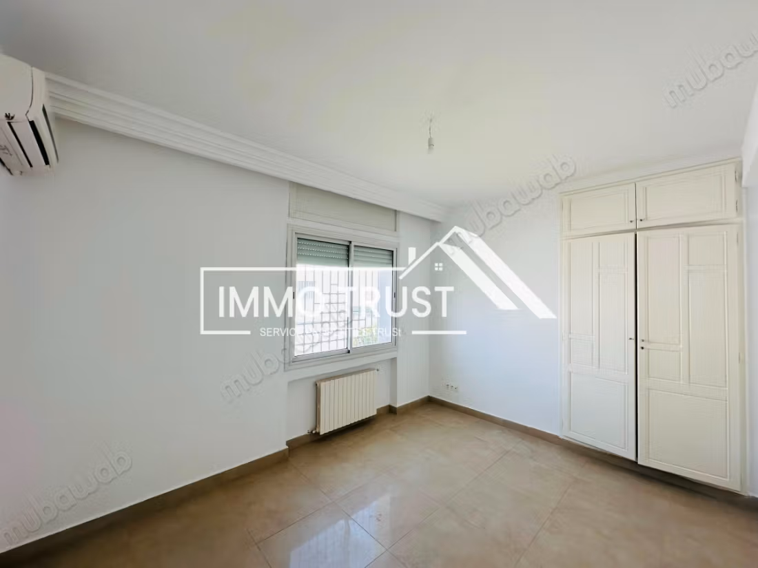 Villa S5 avec chambre de service à Lac 1