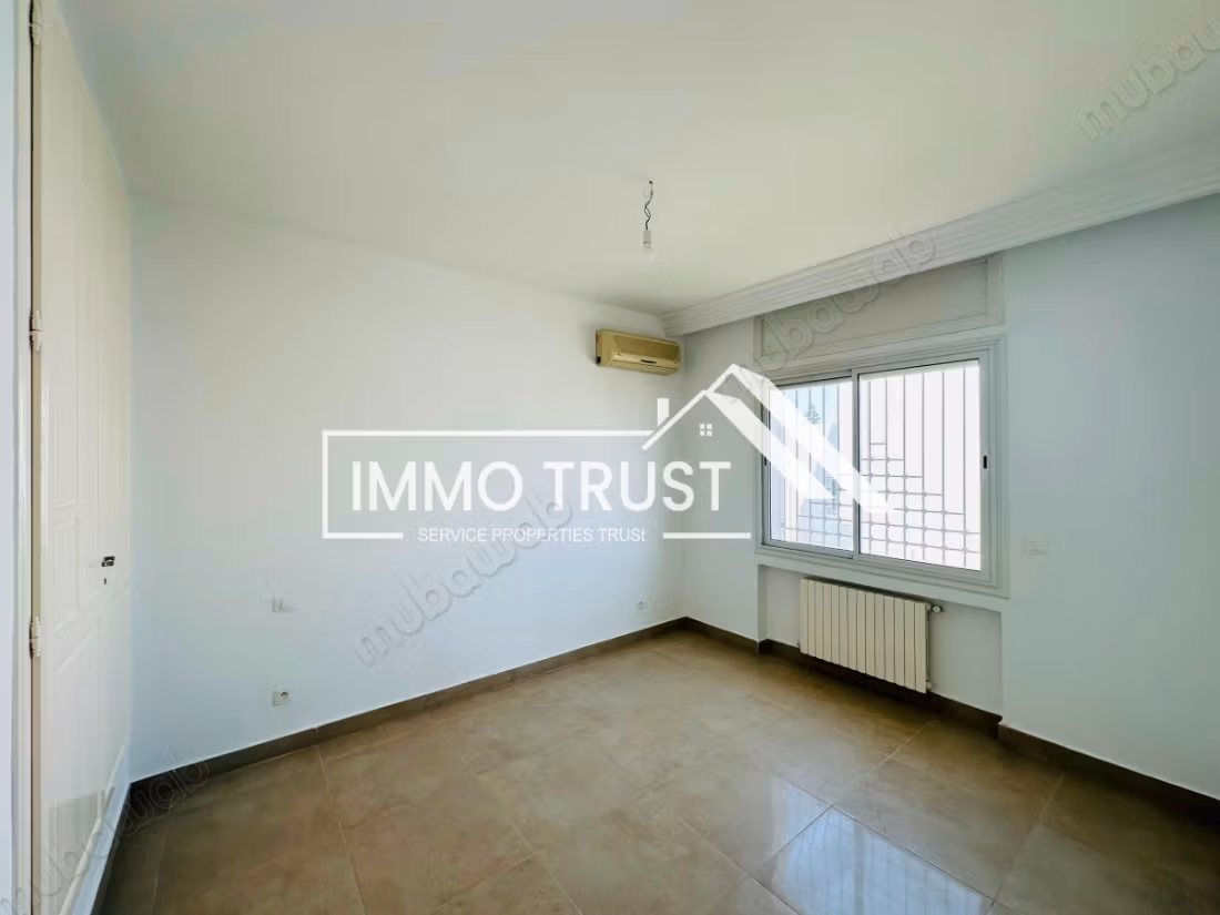 Villa S5 avec chambre de service à Lac 1