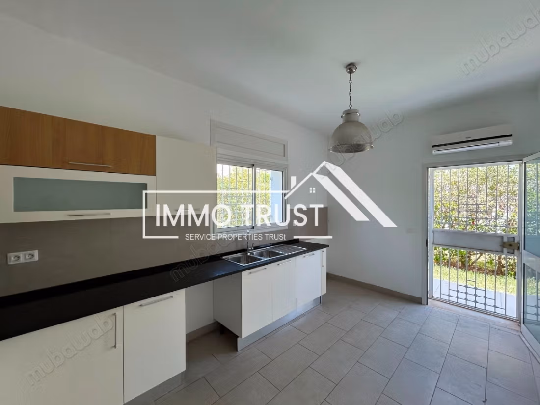 Villa S5 avec chambre de service à Lac 1