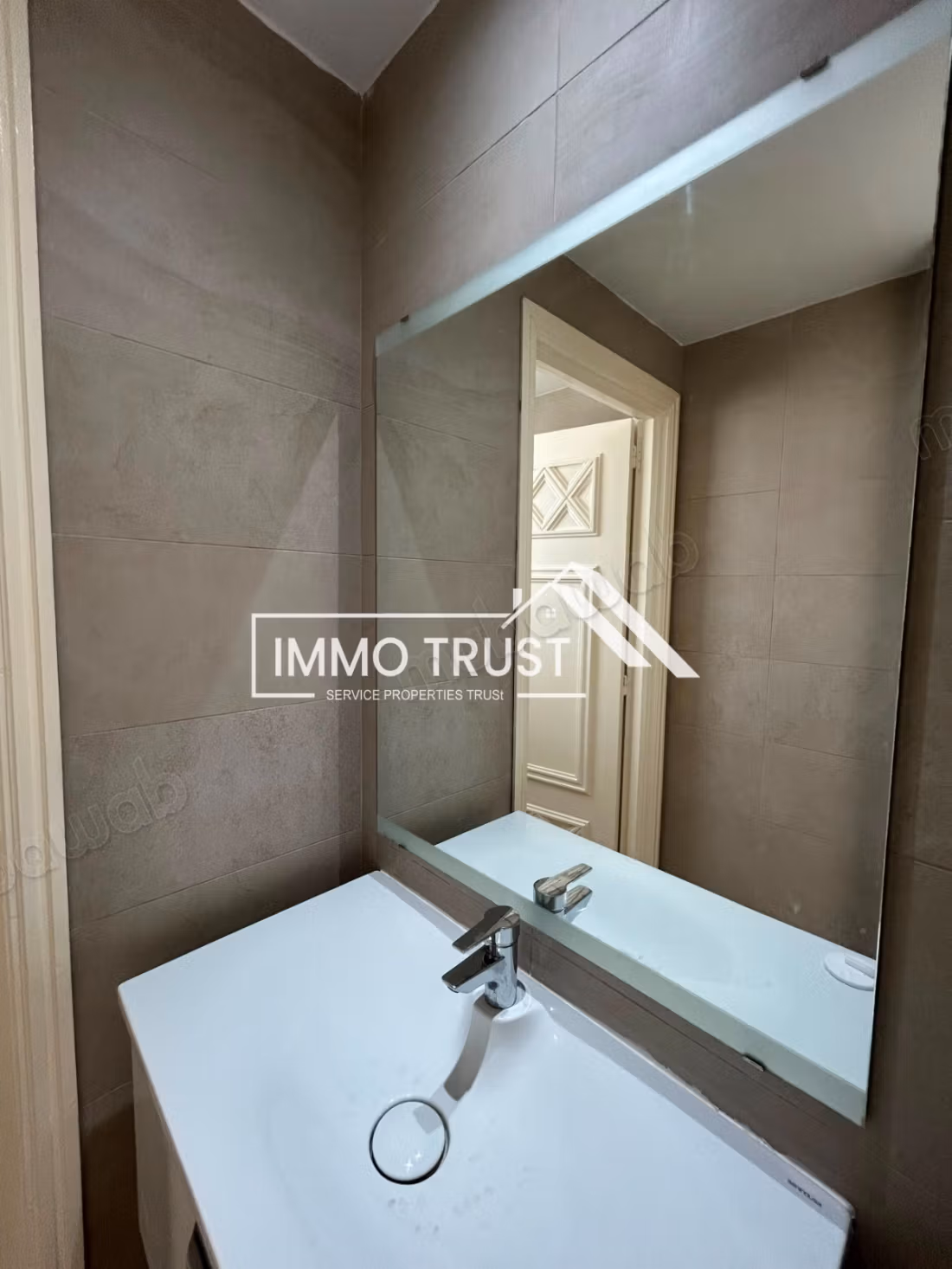 Villa S5 avec chambre de service à Lac 1