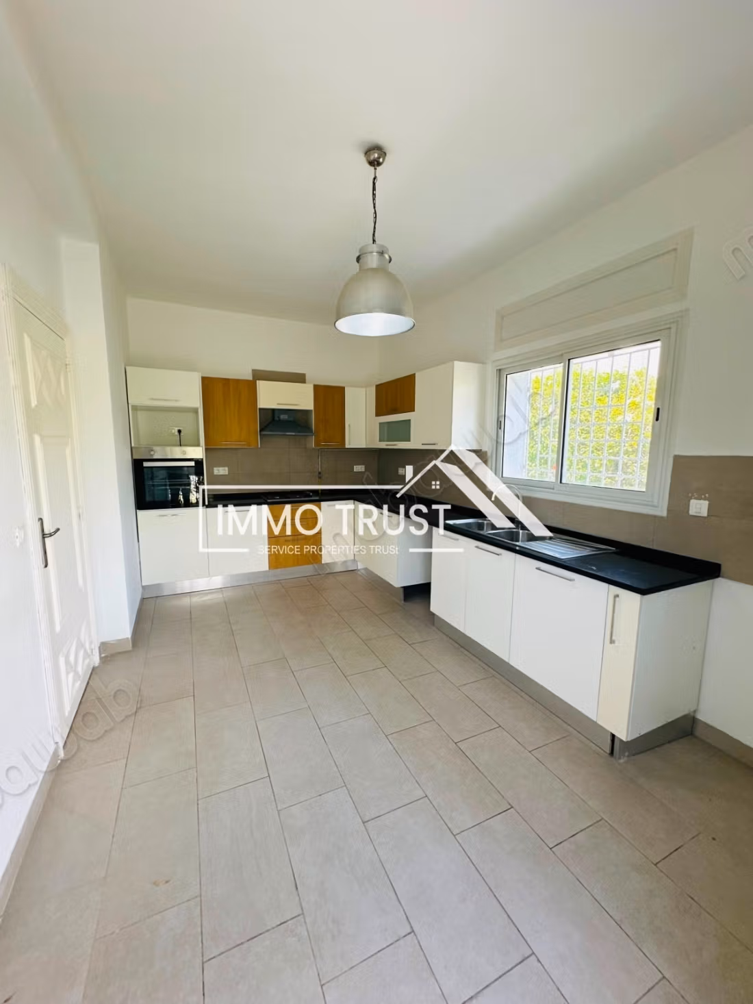 Villa S5 avec chambre de service à Lac 1