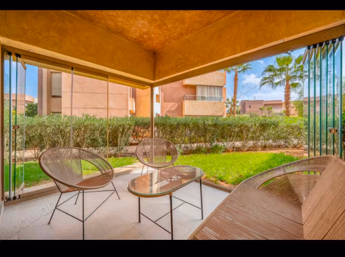 Bel appartement à vendre à Agdal. 3 excellentes chambres. Meublé