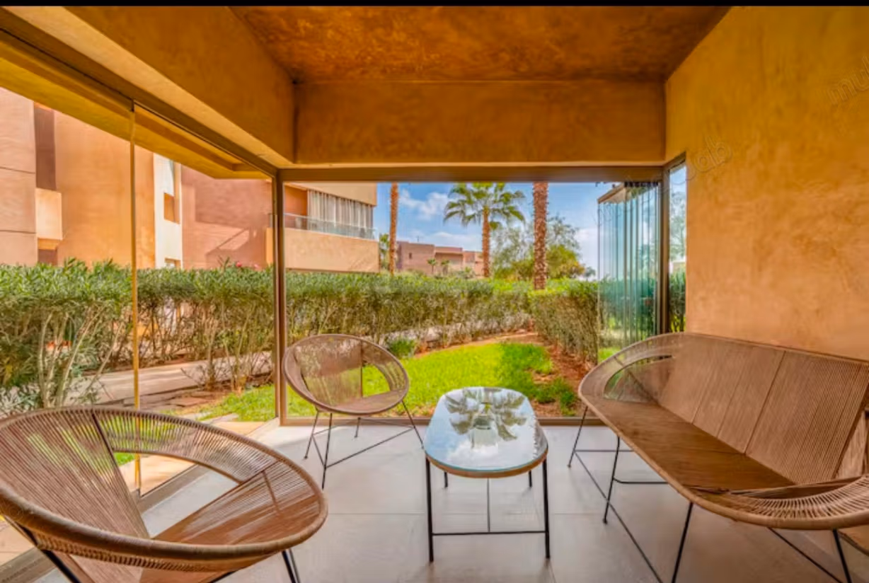 Bel appartement à vendre à Agdal. 3 excellentes chambres. Meublé