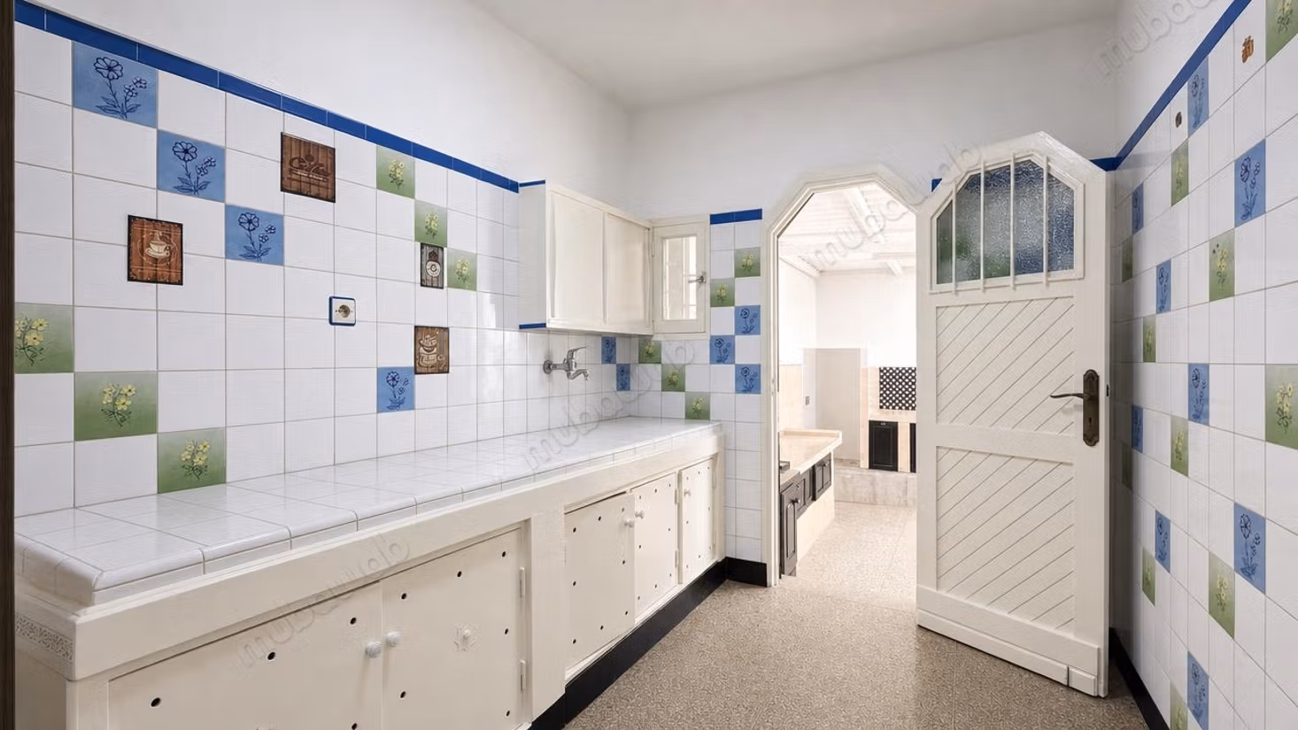 Charmante Maison à Vendre à Charaf À Rénover